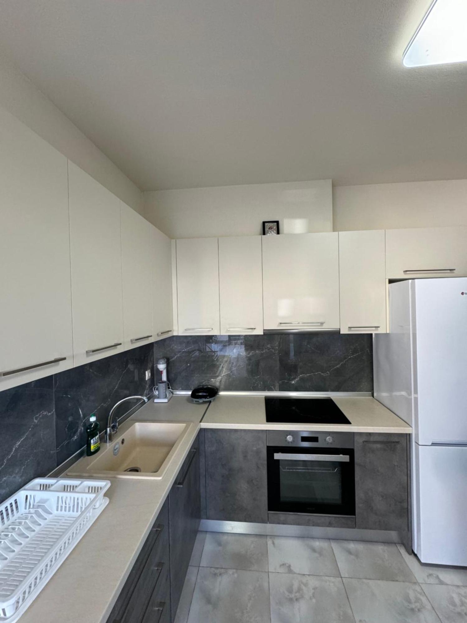Adoniss Apartmentss Paralia Dionisiou Exterior foto